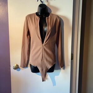 Abercrombie & Fitch Soft Ribbed Bodysuit With Zip Front. Size Large